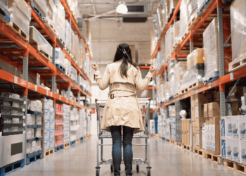 How Caution and Convenience Will Shape Canadian Retail in 2026: Key Trends and Insights