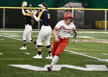 Minot State Beavers Softball Splits Road Series