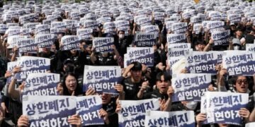Samsung workers rally
